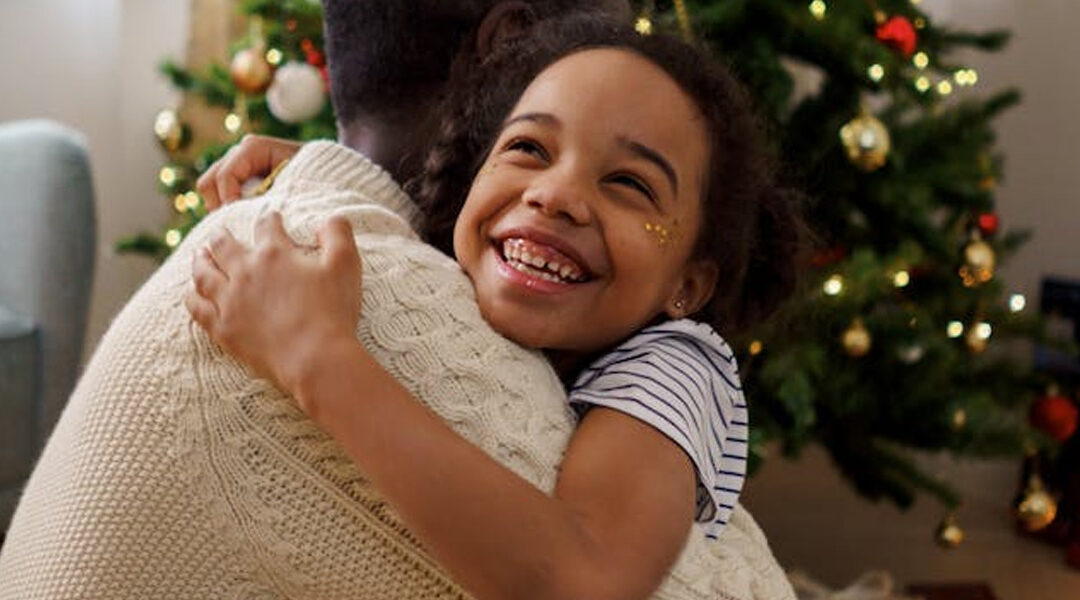 4 Ways to Keep the Gift of Giving Alive During the Holidays and Beyond